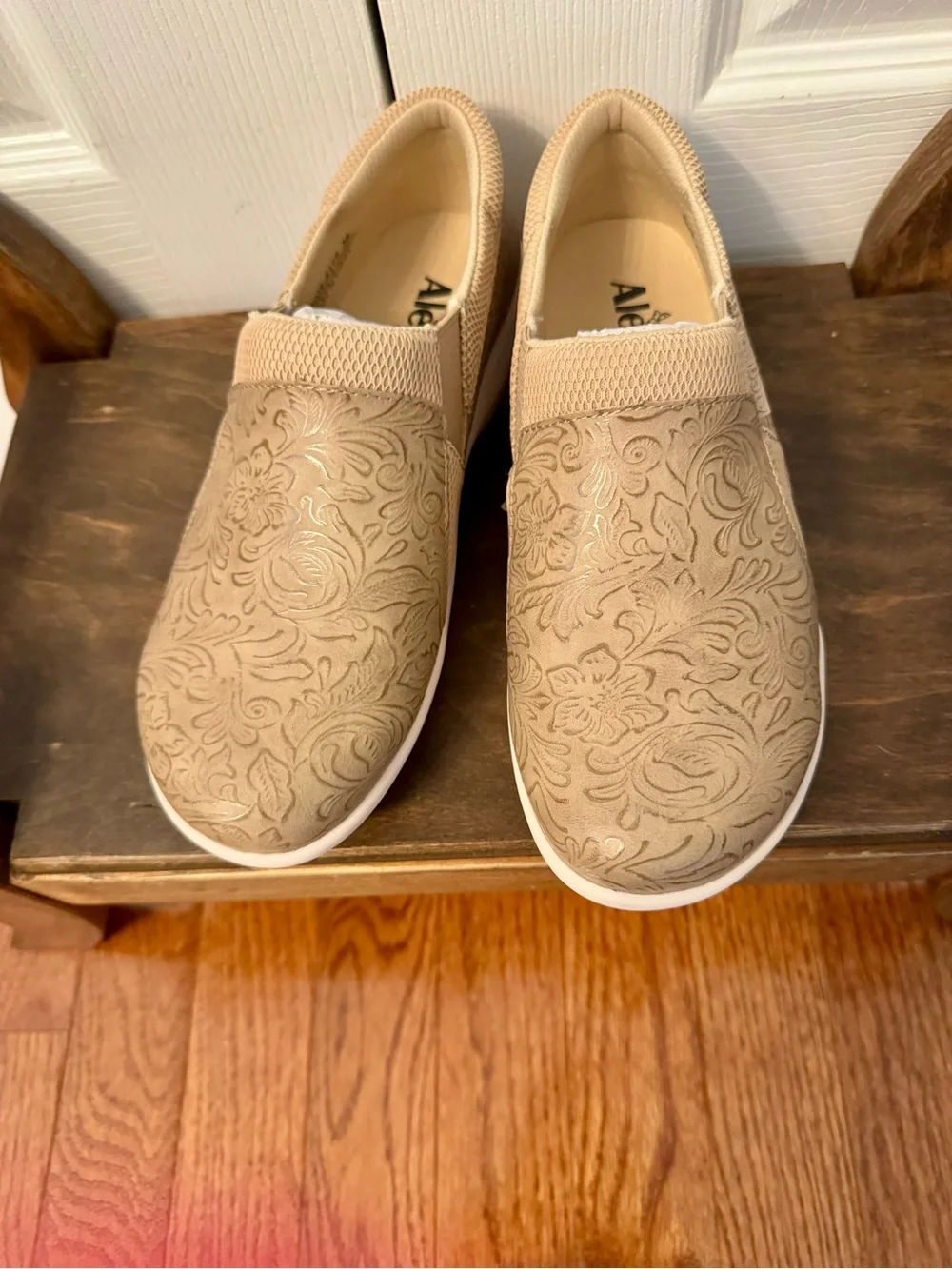 NWOT- ALEGRIA DUETTE WOMENS COMFORTABLE SHOES EU 36/ US 6